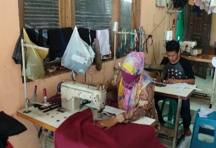 Jasa Pengiriman Pesanan Konveksi adalah