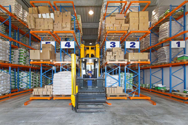 Cara kirim barang ke jawa dan hambatannya adalah