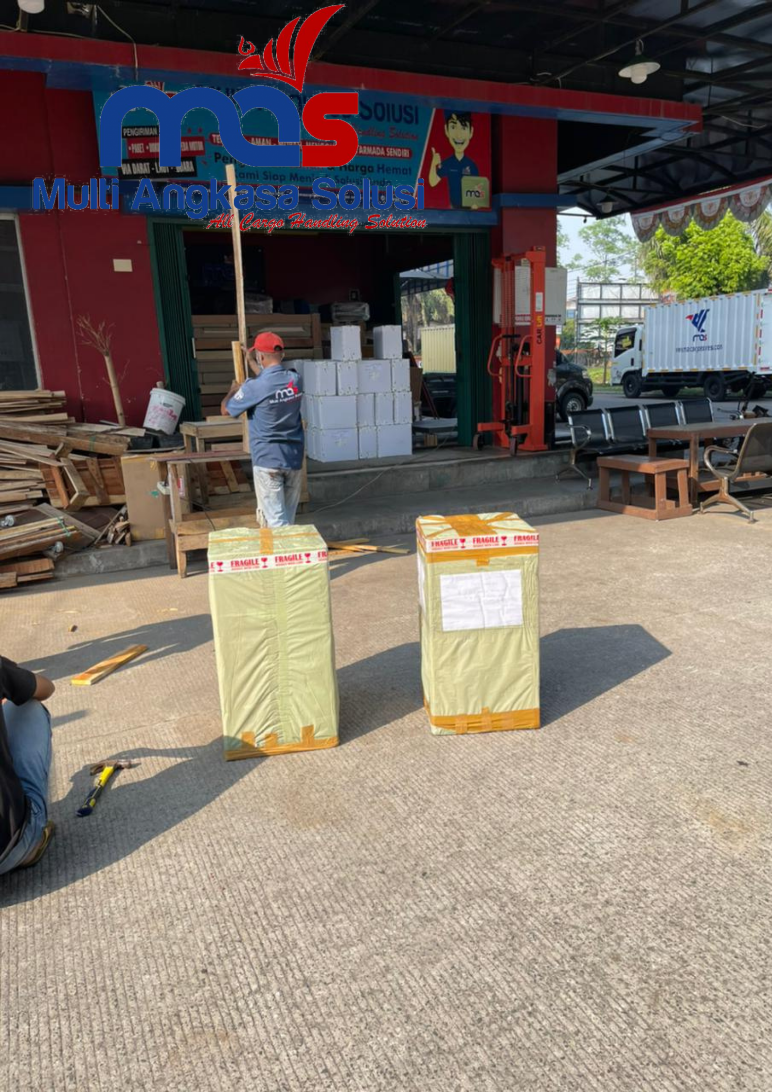 Jasa Ekspedisi Cargo Jakarta ke Landasan Ulin Murah