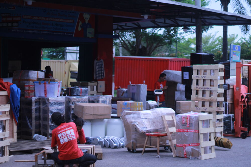 Perusahaan Ekspedisi Jakarta Terpercaya dan Terbukti Profesional
